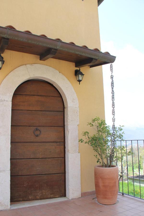 Il Pagliarello Di Villa San Giovanni San Demetrio ne' Vestini Kültér fotó